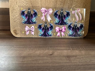 Queen Wrap with Pink Bows